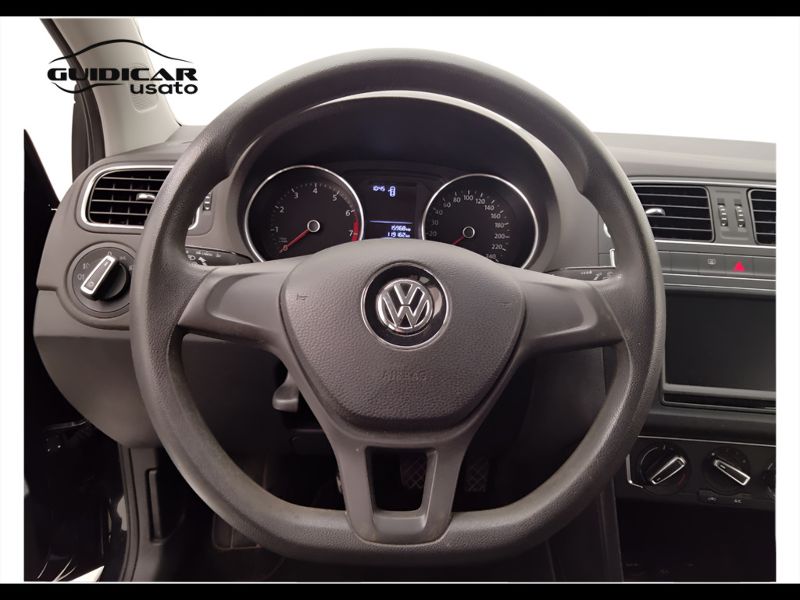 GuidiCar - VOLKSWAGEN Polo 2017 Polo 5p 1.0 mpi Comfortline 60cv Usato