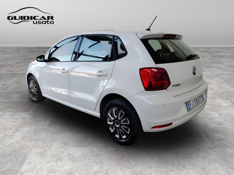 GuidiCar - VOLKSWAGEN Polo 2017 Polo 5p 1.0 mpi Comfortline 60cv Usato