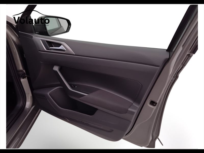 GuidiCar - VOLKSWAGEN Polo 2019 Polo 5p 1.0 evo Comfortline 80cv Usato