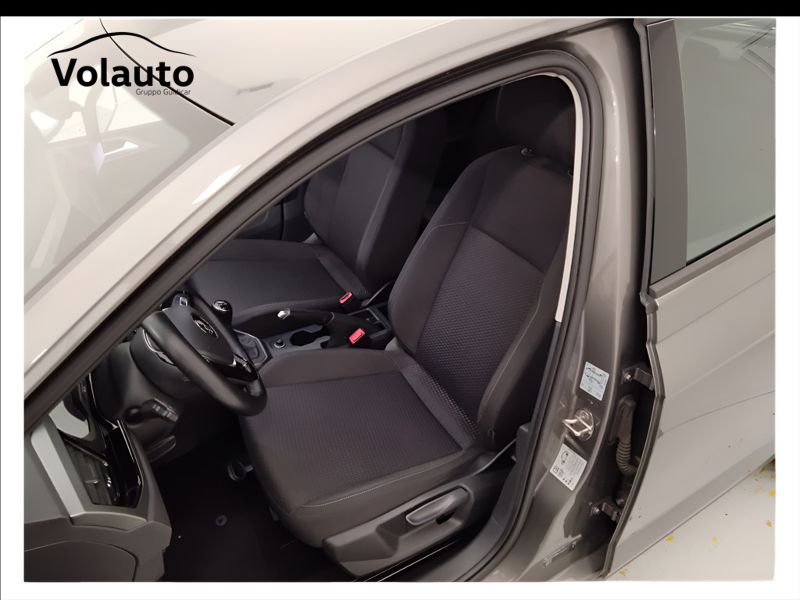 GuidiCar - VOLKSWAGEN Polo 2019 Polo 5p 1.0 evo Comfortline 80cv Usato