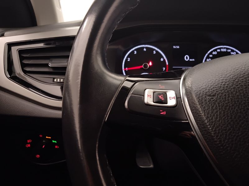 GuidiCar - VOLKSWAGEN Polo 2019 Polo 5p 1.0 evo Comfortline 80cv Usato