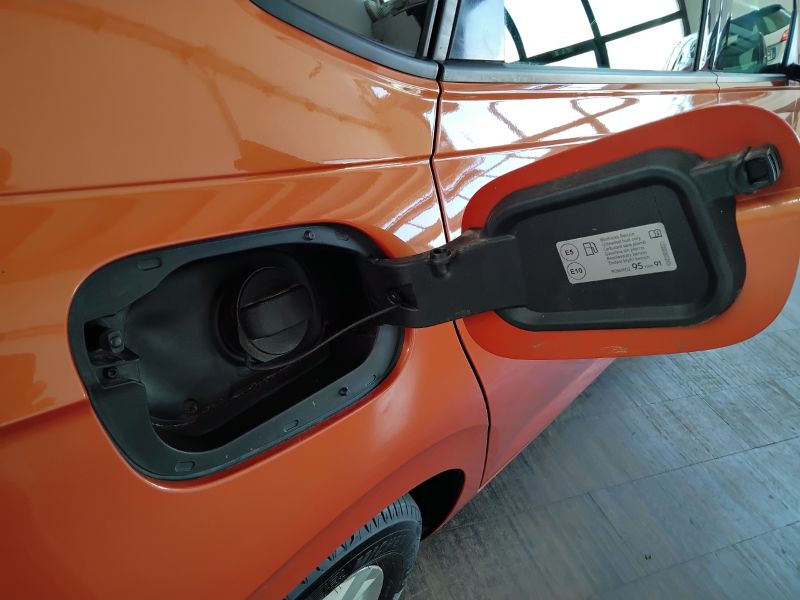 GuidiCar - VOLKSWAGEN Polo 2020 Polo 5p 1.0 evo Comfortline 80cv Usato