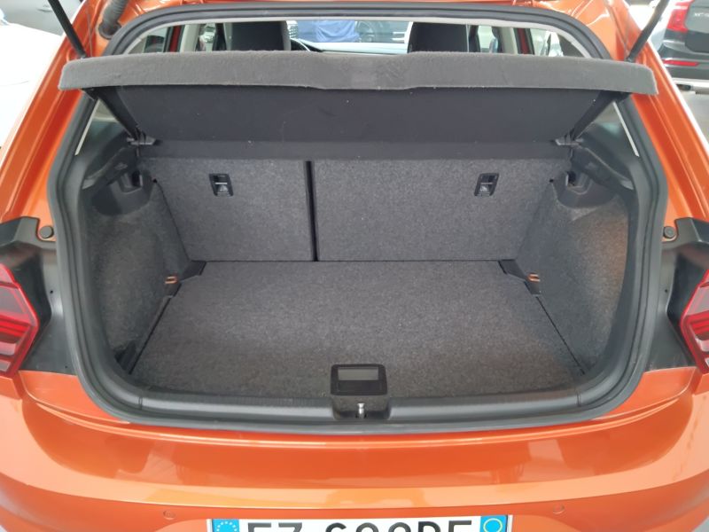 GuidiCar - VOLKSWAGEN Polo 2020 Polo 5p 1.0 evo Comfortline 80cv Usato