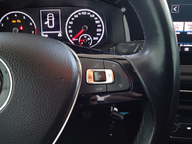 GuidiCar - VOLKSWAGEN Polo 2020 Polo 5p 1.0 evo Comfortline 80cv Usato