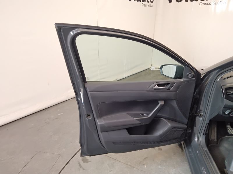 GuidiCar - VOLKSWAGEN Polo 2018 Polo 5p 1.0 evo Trendline 65cv Usato