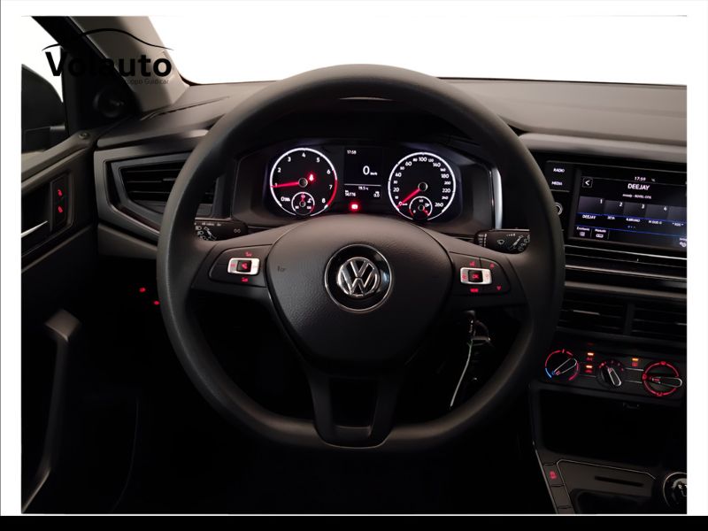 GuidiCar - VOLKSWAGEN Polo 2018 Polo 5p 1.0 mpi Trendline 65cv Usato