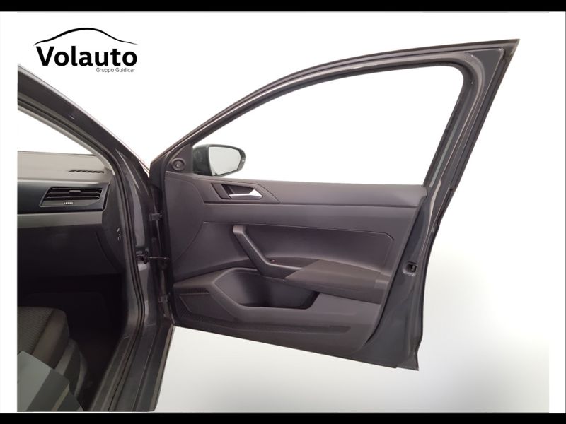 GuidiCar - VOLKSWAGEN Polo 2018 Polo 5p 1.0 mpi Trendline 65cv Usato