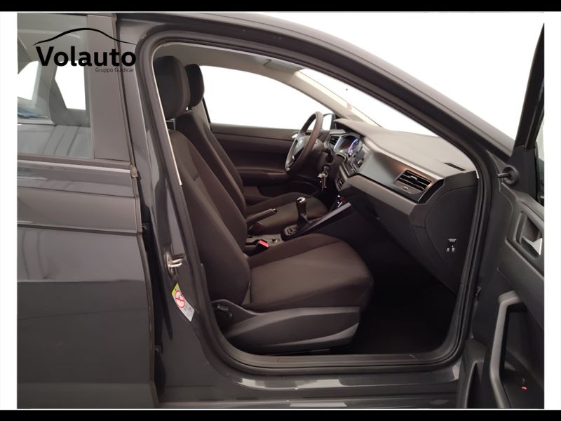 GuidiCar - VOLKSWAGEN Polo 2018 Polo 5p 1.0 mpi Trendline 65cv Usato