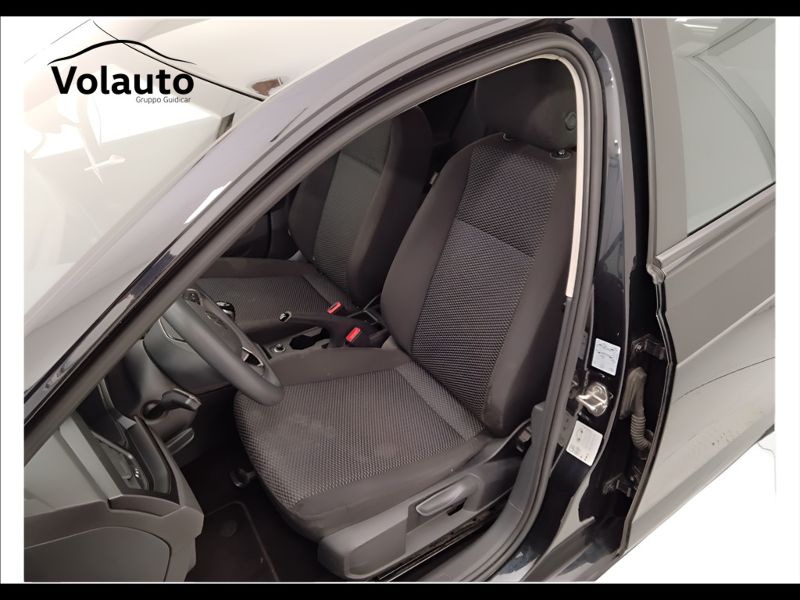 GuidiCar - VOLKSWAGEN Polo 2022 Polo 5p 1.0 tgi Trendline 90cv Usato