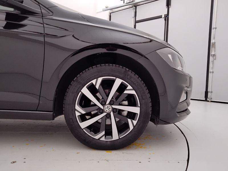 GuidiCar - VOLKSWAGEN Polo 2018 Polo 5p 1.0 tsi Comfortline 95cv Usato
