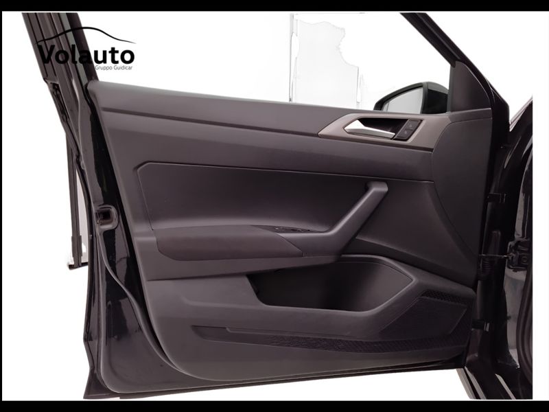 GuidiCar - VOLKSWAGEN Polo 2018 Polo 5p 1.0 tsi Comfortline 95cv Usato