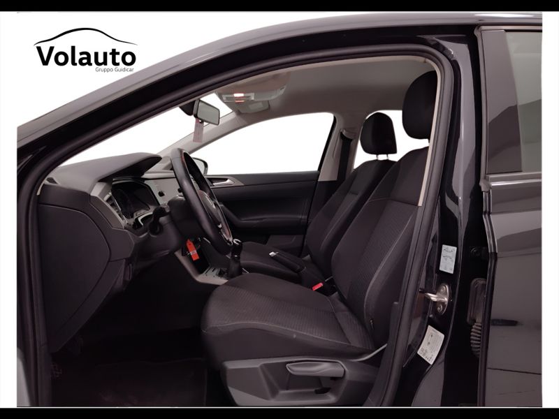 GuidiCar - VOLKSWAGEN Polo 2018 Polo 5p 1.0 tsi Comfortline 95cv Usato