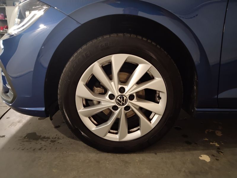 GuidiCar - VOLKSWAGEN Polo 2022 Polo 1.0 tgi Style 90cv Usato