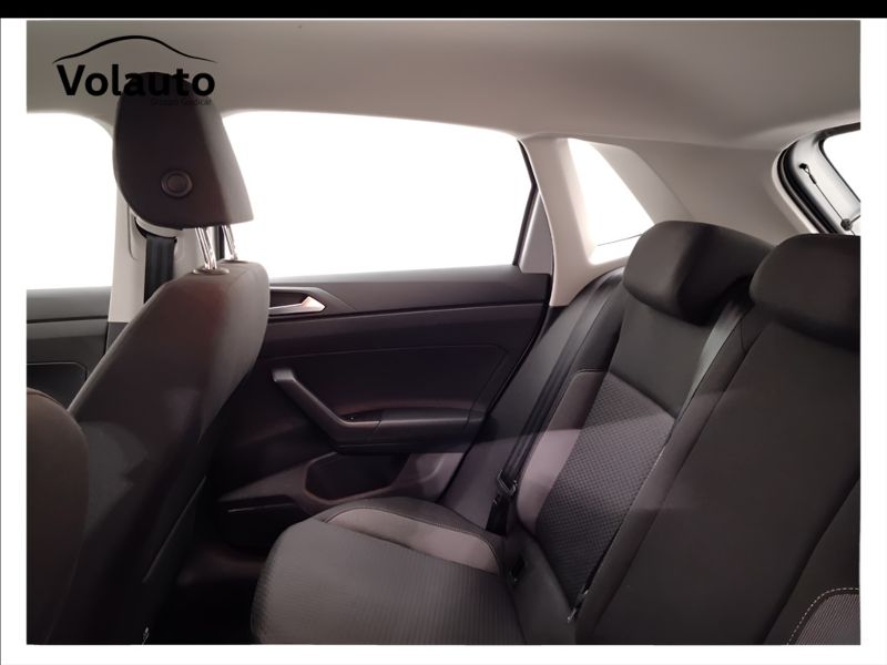 GuidiCar - VOLKSWAGEN Polo 2023 Polo 1.0 tsi Life 95cv dsg Usato
