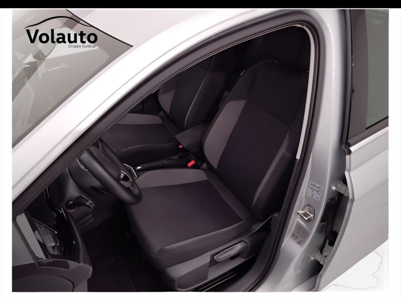 GuidiCar - VOLKSWAGEN Polo 2023 Polo 1.0 tsi Life 95cv dsg Usato