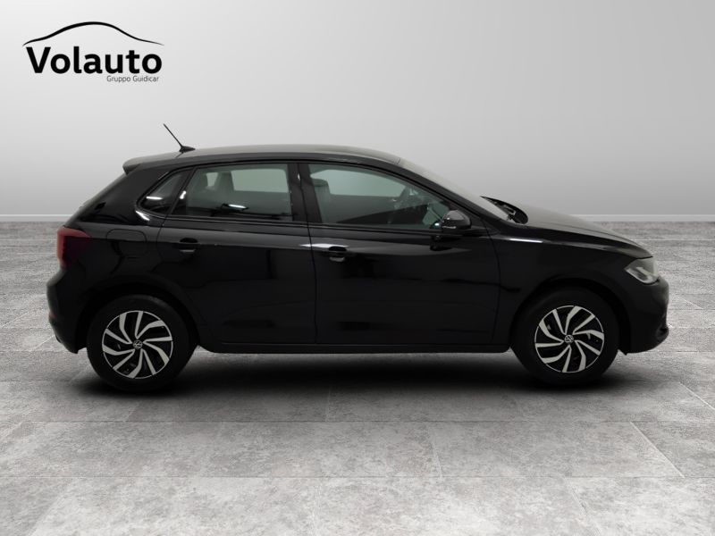GuidiCar - VOLKSWAGEN Polo 2023 Polo 1.0 tsi Life 95cv dsg Usato