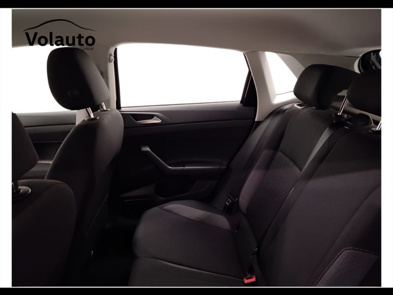 GuidiCar - VOLKSWAGEN Polo 2023 Polo 1.0 tsi Life 95cv dsg Usato