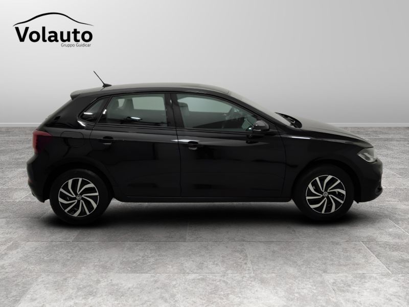 GuidiCar - VOLKSWAGEN Polo 2023 Polo 1.0 tsi Life 95cv dsg Usato