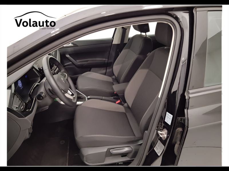 GuidiCar - VOLKSWAGEN Polo 2023 Polo 1.0 tsi Life 95cv dsg Usato