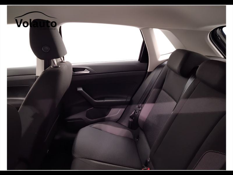 GuidiCar - VOLKSWAGEN Polo 2023 Polo 1.0 tsi Life 95cv dsg Usato