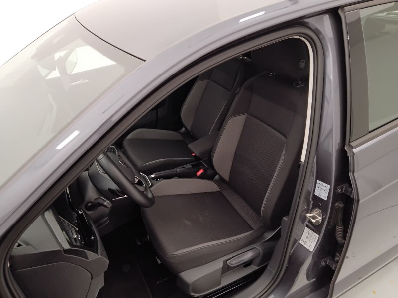 GuidiCar - VOLKSWAGEN Polo 2024 Polo 1.0 tsi Life 95cv dsg Usato