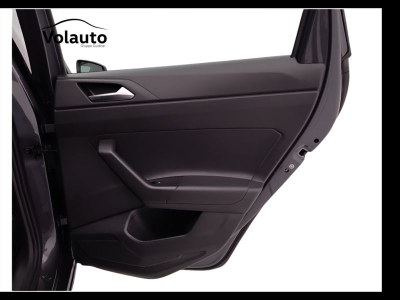 GuidiCar - VOLKSWAGEN Polo 2024 Polo 1.0 tsi Life 95cv dsg Usato