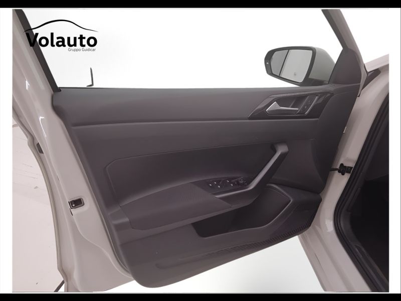 GuidiCar - VOLKSWAGEN Polo 2022 Polo 1.0 tsi Life 95cv Usato