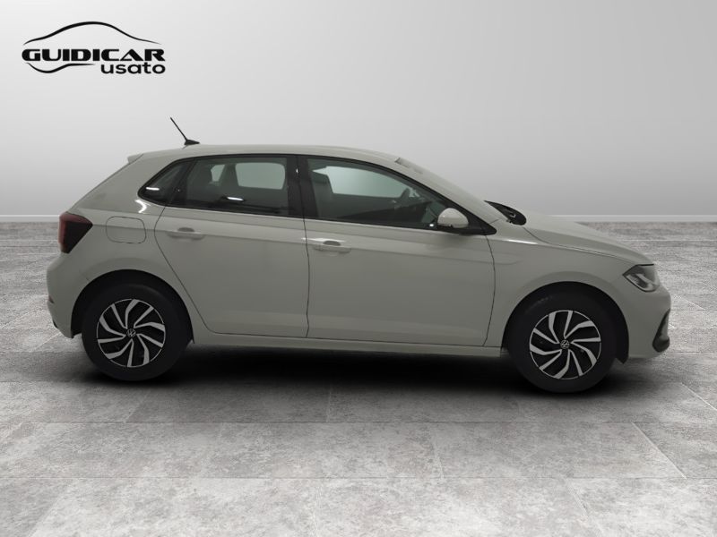 GuidiCar - VOLKSWAGEN Polo 2022 Polo 1.0 tsi Life 95cv Usato