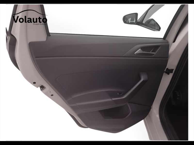 GuidiCar - VOLKSWAGEN Polo 2022 Polo 1.0 tsi Life 95cv Usato