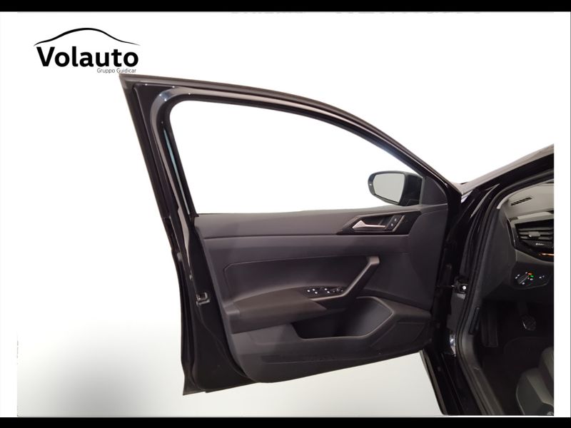 GuidiCar - VOLKSWAGEN Polo 2022 Polo 1.0 tsi Life 95cv Usato