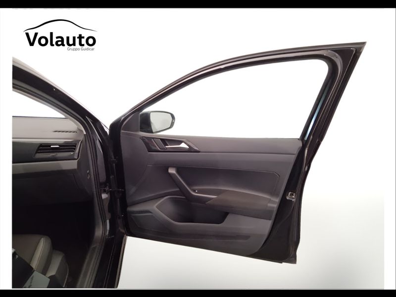 GuidiCar - VOLKSWAGEN Polo 2022 Polo 1.0 tsi Life 95cv Usato