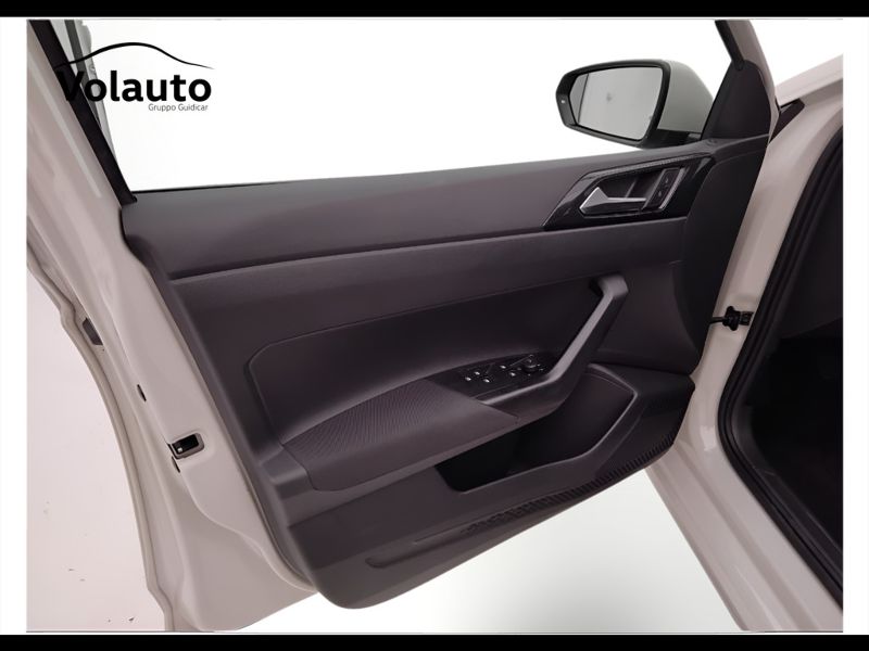 GuidiCar - VOLKSWAGEN Polo 2022 Polo 1.0 tsi Life 95cv Usato