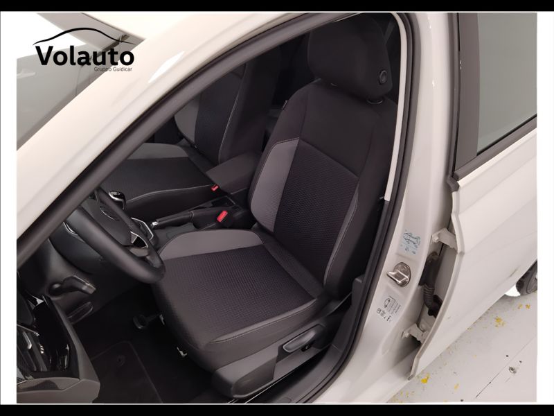 GuidiCar - VOLKSWAGEN Polo 2022 Polo 1.0 tsi Life 95cv Usato