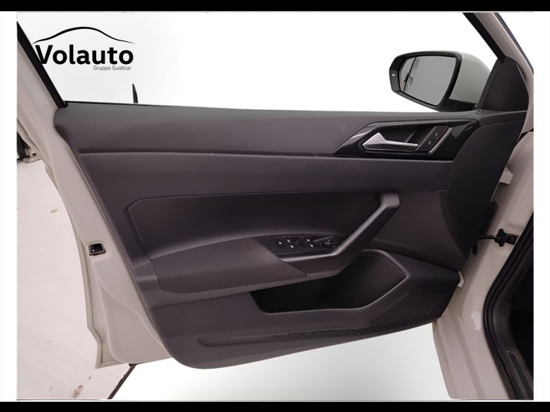 GuidiCar - VOLKSWAGEN Polo 2022 Polo 1.0 tsi Life 95cv Usato