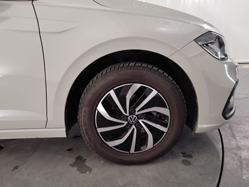GuidiCar - VOLKSWAGEN Polo 2022 Polo 1.0 tsi Life 95cv Usato