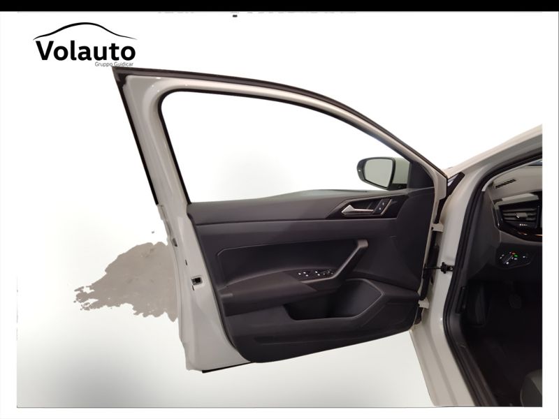 GuidiCar - VOLKSWAGEN Polo 2022 Polo 1.0 tsi Life 95cv Usato