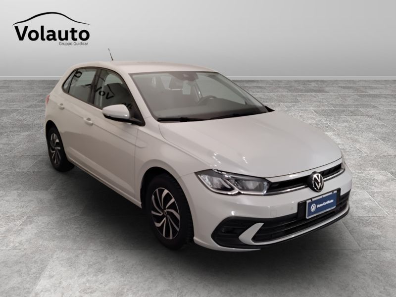 GuidiCar - VOLKSWAGEN Polo 2022 Polo 1.0 tsi Life 95cv Usato