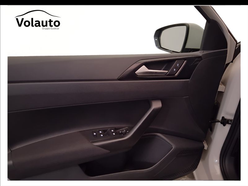 GuidiCar - VOLKSWAGEN Polo 2022 Polo 1.0 tsi Life 95cv Usato