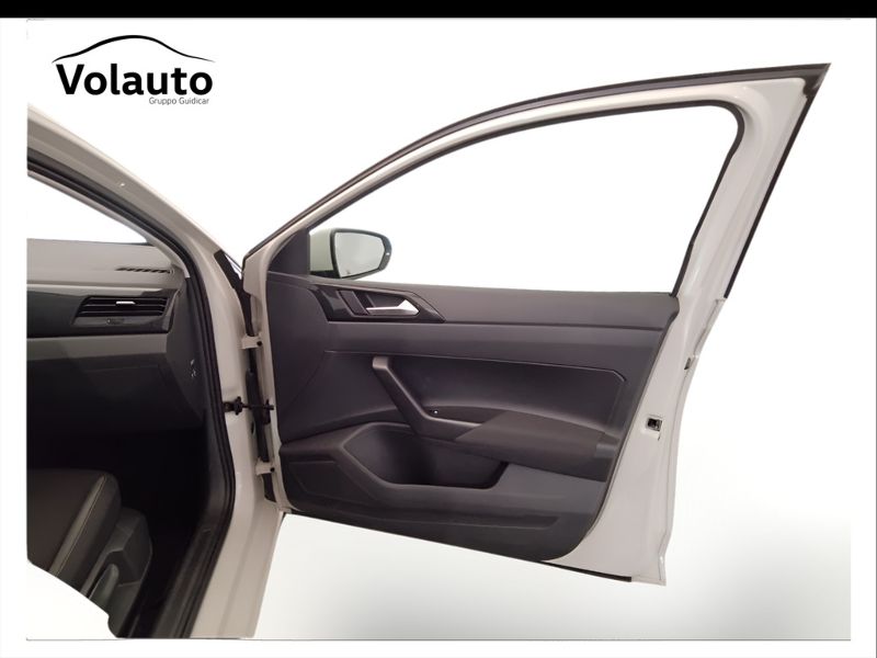 GuidiCar - VOLKSWAGEN Polo 2022 Polo 1.0 tsi Life 95cv Usato