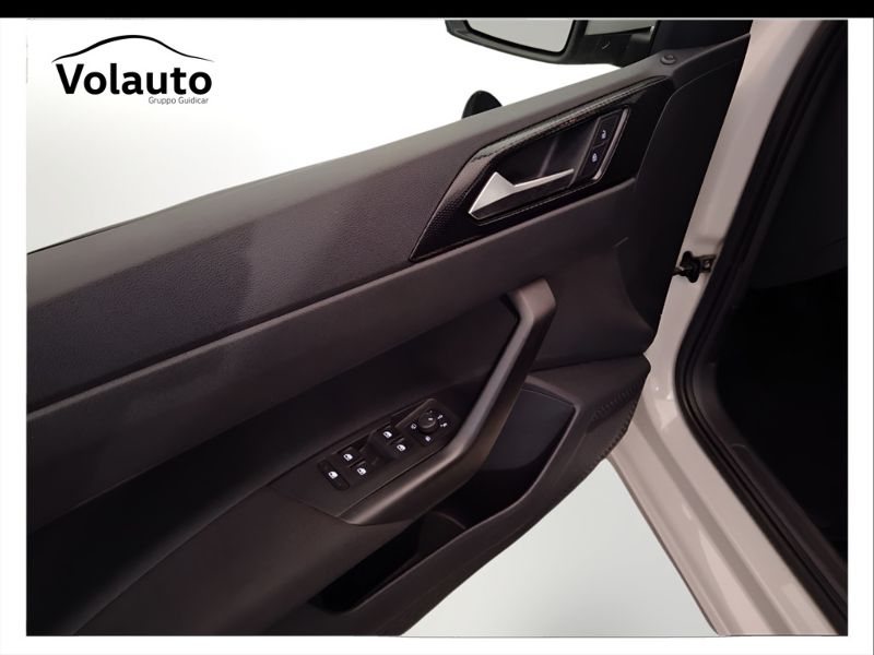GuidiCar - VOLKSWAGEN Polo 2022 Polo 1.0 tsi Life 95cv Usato