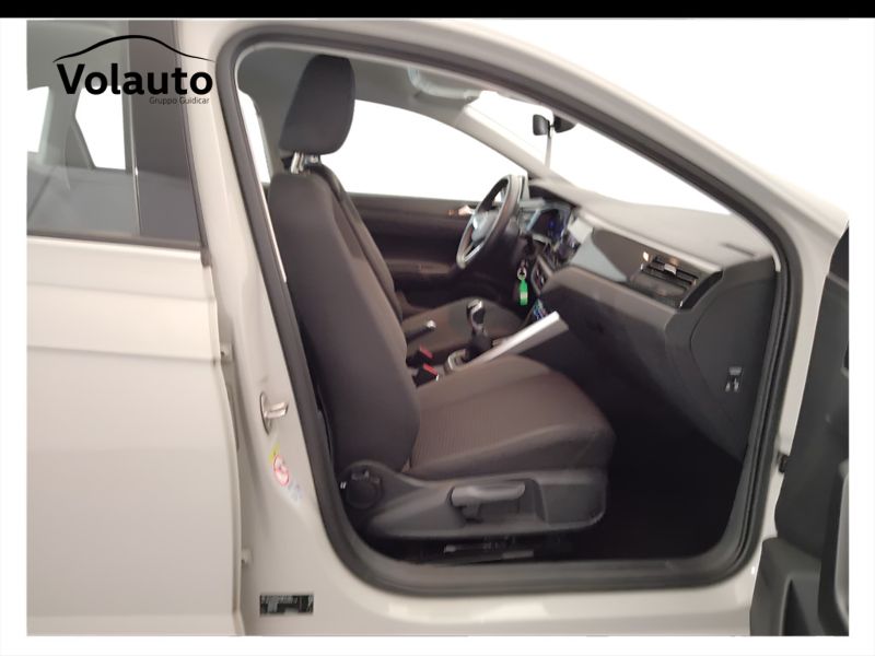 GuidiCar - VOLKSWAGEN Polo 2022 Polo 1.0 tsi Life 95cv Usato