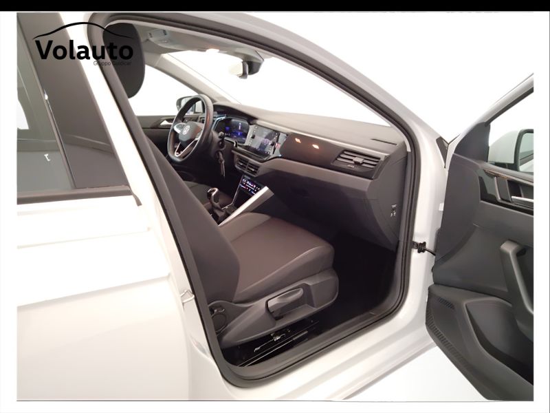 GuidiCar - VOLKSWAGEN Polo 2023 Polo 1.0 tsi Life 95cv Usato