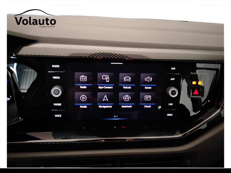 GuidiCar - VOLKSWAGEN Polo 2023 Polo 1.0 tsi Life 95cv Usato