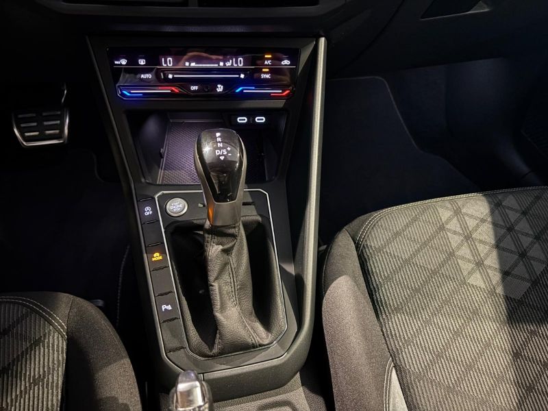 GuidiCar - VOLKSWAGEN Polo 2023 Polo 1.0 tsi R-Line 110cv dsg Usato