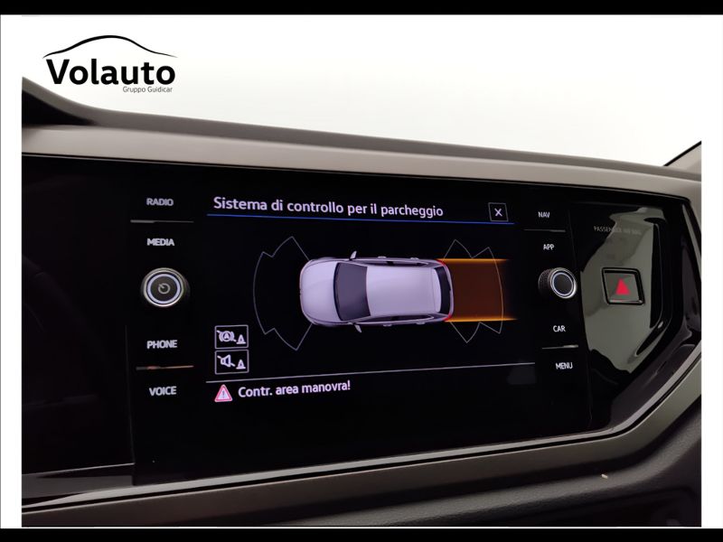 GuidiCar - VOLKSWAGEN Polo 2021 Polo 1.0 tsi R-Line 95cv Usato