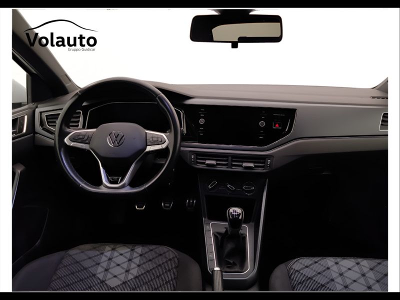 GuidiCar - VOLKSWAGEN Polo 2021 Polo 1.0 tsi R-Line 95cv Usato