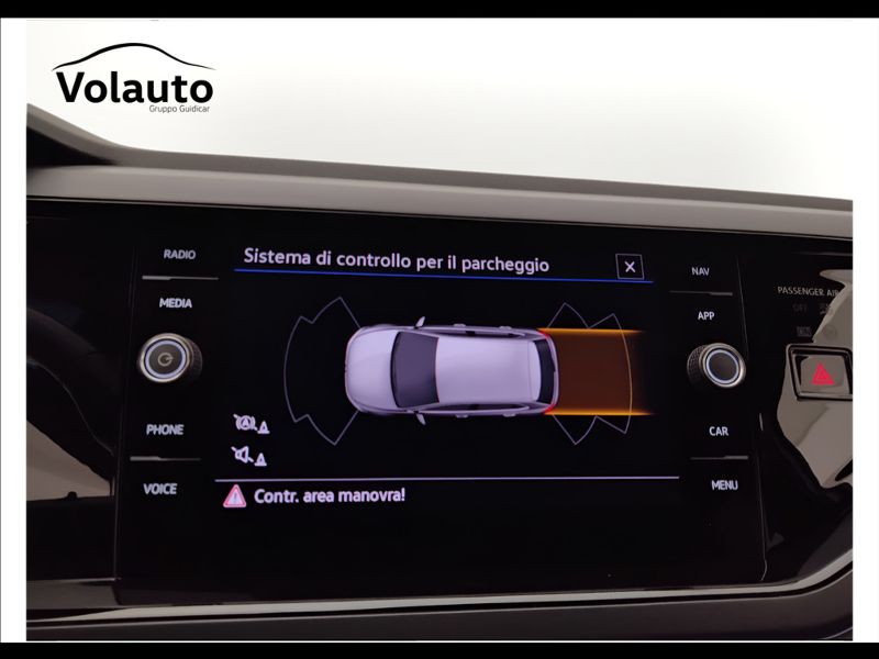GuidiCar - VOLKSWAGEN Polo 2021 Polo 1.0 tsi R-Line 95cv Usato