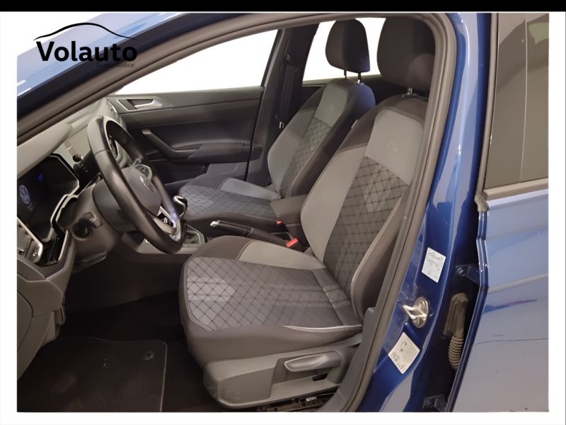 GuidiCar - VOLKSWAGEN Polo 2022 Polo 1.0 tsi R-Line 95cv Usato