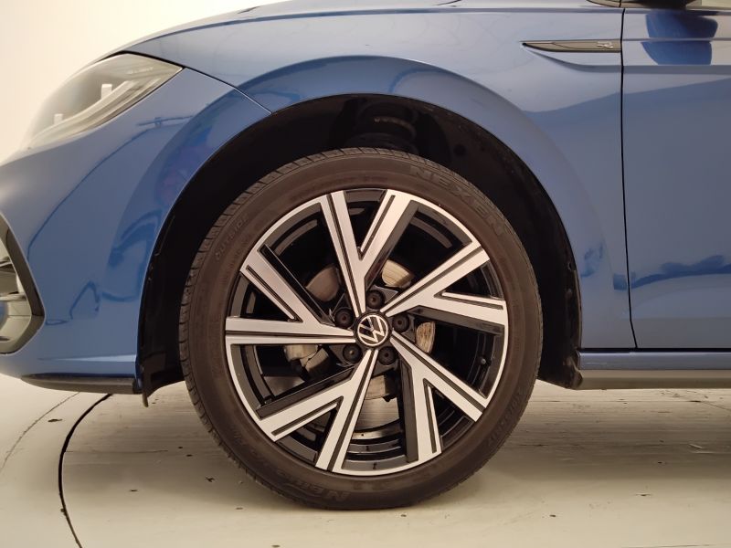 GuidiCar - VOLKSWAGEN Polo 2022 Polo 1.0 tsi R-Line 95cv Usato
