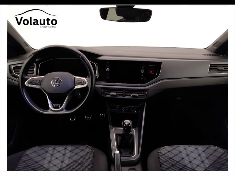 GuidiCar - VOLKSWAGEN Polo 2022 Polo 1.0 tsi R-Line 95cv Usato